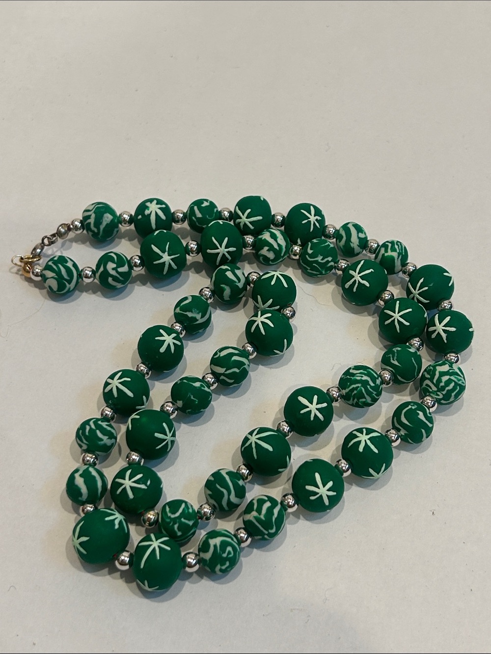 Vintage Clay Green Glow White starburst Bead Necklace hand painted one size